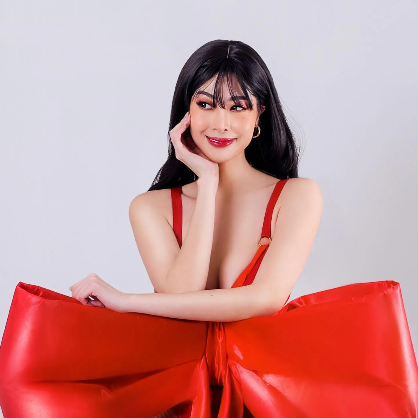Essy Lee - essy-lee-sexy-3.webp